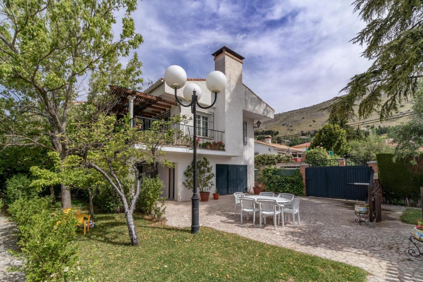 Casa Los Rosales Alfacar Luaran gambar